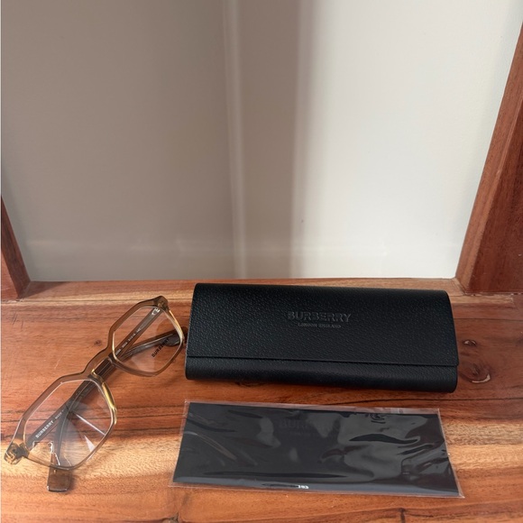 Burberry Eyeglasses (BE2294) - Picture 5 of 5